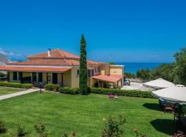 Amboula Beach Apartments, apart-hotel u gradu Tragaki