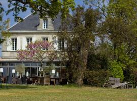 La Villa d'O – hotel w mieście Saint-Loubès