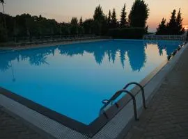 Villaggio Turistico Camping Il Fontino