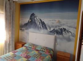 Hostal Avenida, habitación en casa particular en Arenas de San Pedro