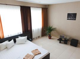 Hotel 8th Mile, hotel with parking in Dnipro