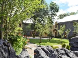 Burren Court Lodge