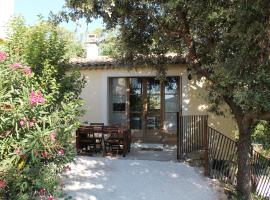 Entre Ciel et Terre, maison de vacances à Besse-sur-Issole