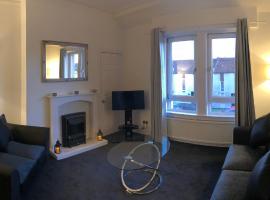 Wellesley Apartment, beach rental in Leven-Fife