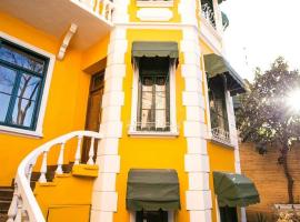 hote vila1928, hotel v destinaci Tirana