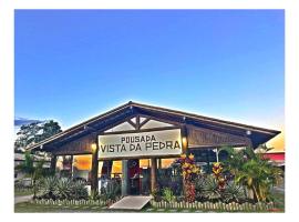 Pousada Vista da Pedra, Hotel in Itamaraju