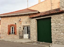 Casa Rural El Camino, Ferienhaus in Montemayor de Pililla