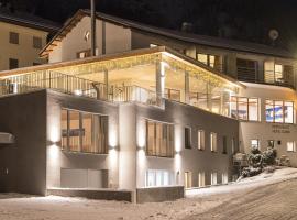 Laagers Hotel Garni, hotel en Samedan