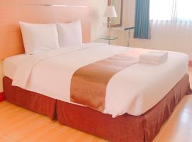 Revayah Hotels, hotel em Ruteng