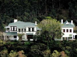 Royston Hall Historical Guesthouse, guest house in Umtentweni