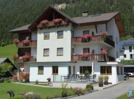 Pension Haus Edelweiss, homestay in Weissensee