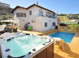 Family Villa, hotel in Safed