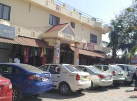 Hotel Varsha Hampi，亨比的飯店