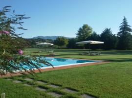 "encantea" lovely country house, lantligt boende i Lucca