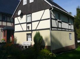 Adventure House (Abenteuerferienhaus), rental liburan di Rechenberg-Bienenmühle