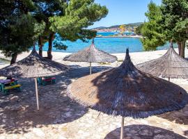 Victoria Mobilehome Camping Imperial, glamping em Vodice