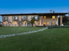 Cascina Arcangelo Raffaele, hotel v destinaci Verduno