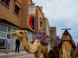 Le Gite De Sidi Rbat, hotel con estacionamiento en Sidi Rbat