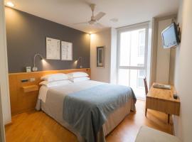 Hotel Zarampallo, khách sạn ở Ourense