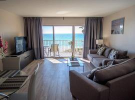 Gulf and beach view apartment 403, hotel in Longboat Key