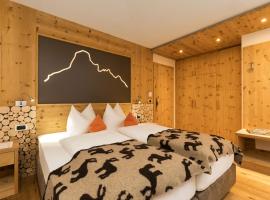 Hotel Bel Sit, hotel u gradu Corvara in Badia