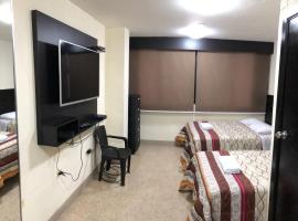 residencia terreros ideal 4 personas, hotel in Guayaquil