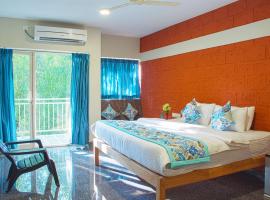 Blue Ocean Sands - On the Beach, hotel with parking in Kumta
