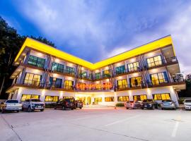 The Lephant Hotel, hotel in Suratthani