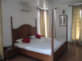 East End Retreat, отель в Нью-Дели, рядом находится Lal Bahadur Shastri Hospital