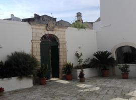 Casa Adele - Dimora del 1700 nel centro storico, bed and breakfast en Martina Franca