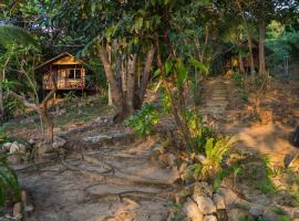 Simple life bungalow, hotel in Krabi