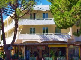 Fantasia Hotel Apartments, serviced apartment in Kos Town