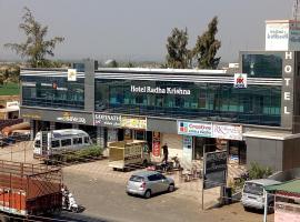 Hotel Radha Krishna, hotel em Bhuj