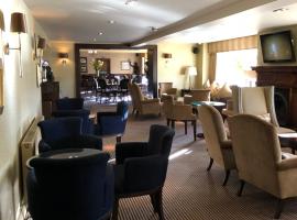 Railway Hotel, hotel v destinaci Auchinleck