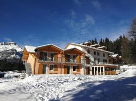 Hotel Elbele Garnì, hotel in Folgaria