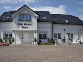 Pokoje Gościnne Mizera, hotell sihtkohas Kudowa-Zdrój huviväärsuse Skull Chapel Czermna lähedal