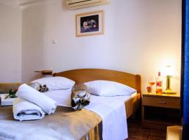 Palloma Studios, pet-friendly hotel in Baška Voda