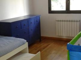 Apartamento Paola. Prepirineo. Senderismo, relax..., apartamento en La Puebla de Castro