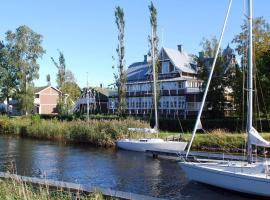 Kanalhotellet, hotel v destinaci Karlsborg