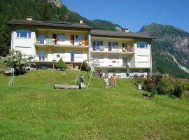 Casa Agriturismo Mattei, hotel blizu znamenitosti Mogno Church - San Giovanni Battista, Peccia