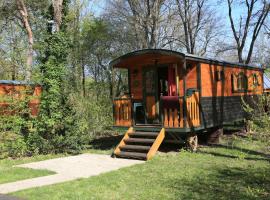 Roulottes de Bois le roi, ξενοδοχείο σε Bois-le-Roi