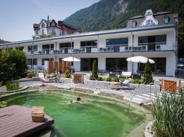 Carlton-Europe Vintage Adults Hotel, hótel með sundlaugar í Interlaken