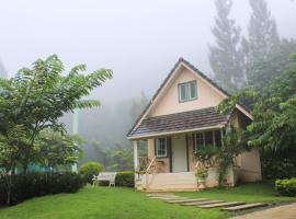 คอทเทจ แอท ฮิลล์ รีสอร์ท