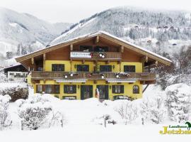 Landhaus Jetzbach, hotel en Piesendorf