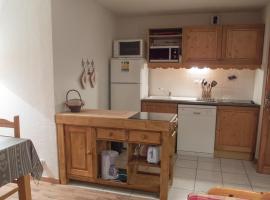 Le Grand Panorama 5 Étage Balcon Vue sur La Montagne, Hotel in Saint-Gervais-les-Bains