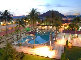 Kapuas Palace Hotel, hotel near Supadio Airport - PNK, Pontianak