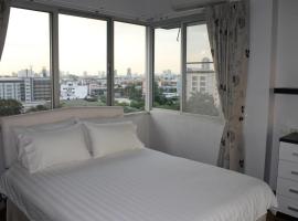 Penthouse by JJ, rental liburan di Bangkok