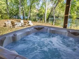 Green Castle cabin on the Shenandoah River