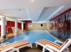T2 RESIDENCE ANTARES 4* pieds des pistes
