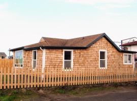 Historic 1920s Cabin, hotel din Long Beach